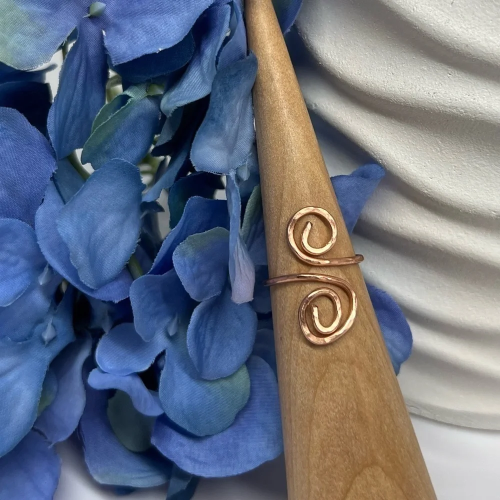 Hammered Copper Swirl Ring